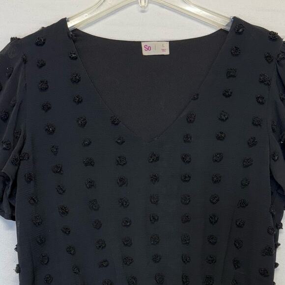 SO Peplum Blouse Juniors Size Large black V-neck rosettes - Picture 2 of 9